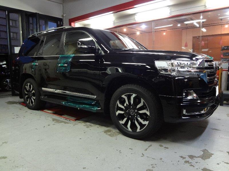 茨城県よりご入庫のランクル0 カーセキュリティ 自動車盗難 車上荒らし対策のミラージュオートアラーム