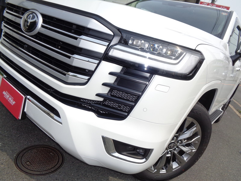 トヨタが世界に誇るフラッグシップSUV「ランドクルーザー300」