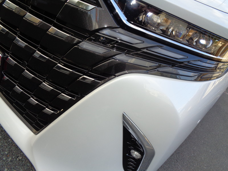 幅広い層で大人気！40アルファード！