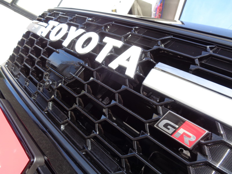 よりオフロードに特化した⛰️ランクル300 GR Sports