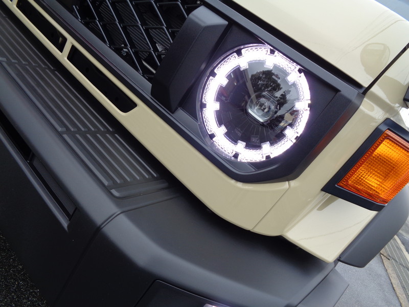 先代の血を強く感じるランクル70。